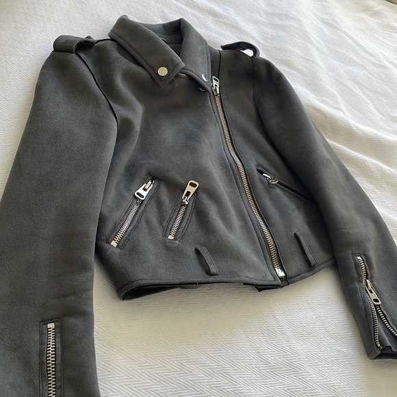 Jacket - Picture 4 of 6